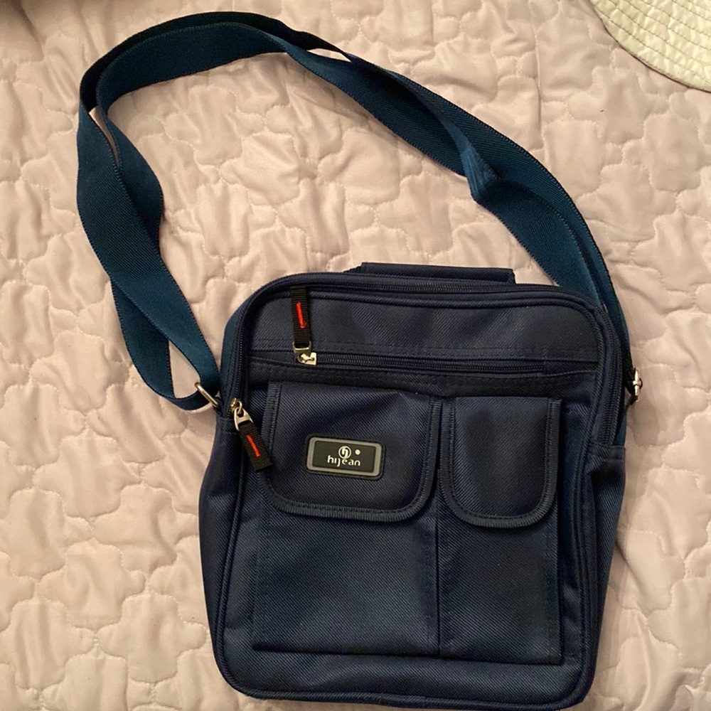 Hand bag, accessories bag